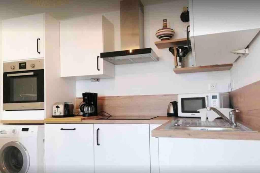 Maisonnette Pour 2 Personnes - Vue Mer - Plage A 100 Metres Ploubazlanec Eksteriør billede