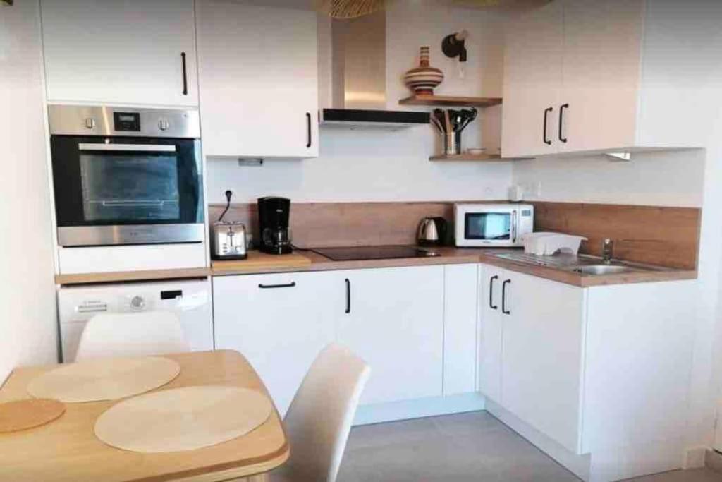 Maisonnette Pour 2 Personnes - Vue Mer - Plage A 100 Metres Ploubazlanec Eksteriør billede